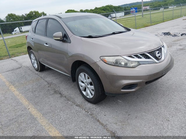Salvage Nissan Murano Image