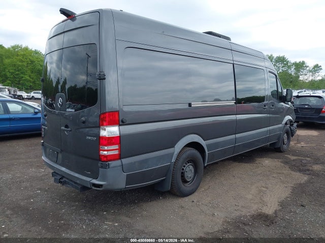 Mercedes-Benz Sprinter 2500 High Roof V6