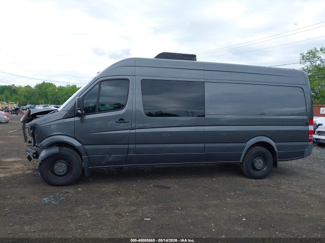 Mercedes-Benz Sprinter 2500 High Roof V6