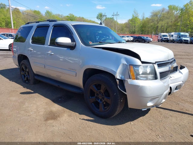 Salvage Chevrolet Tahoe Image