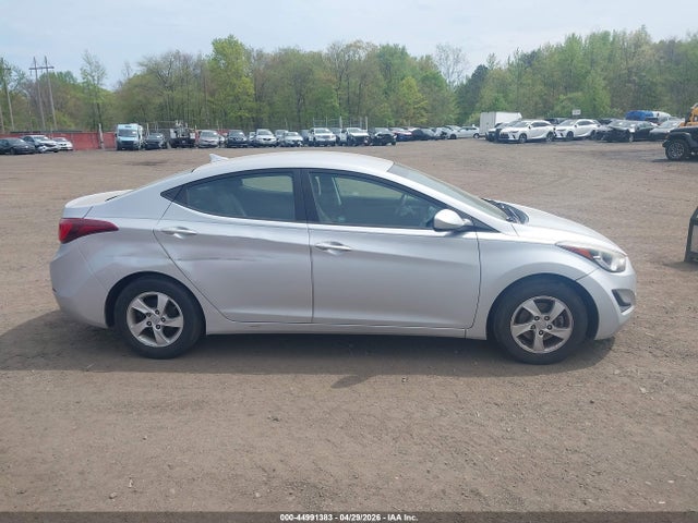 Hyundai ELANTRA Se