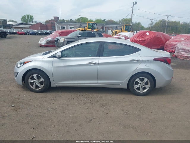 Hyundai ELANTRA Se