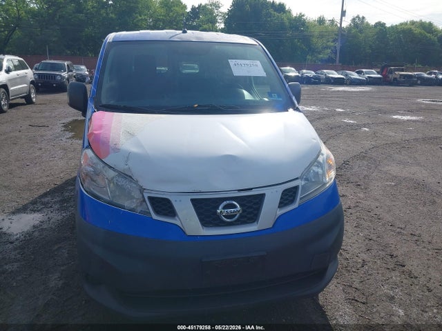 Nissan Nv S