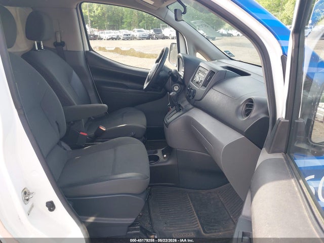 Nissan Nv S