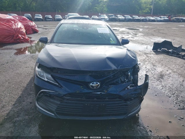 Toyota Camry Le Awd