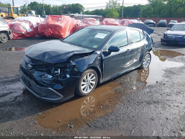 Toyota Camry Le Awd