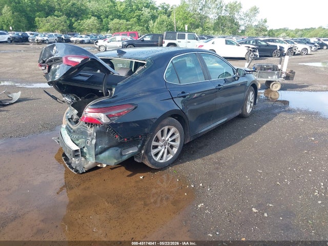 Toyota Camry Le Awd