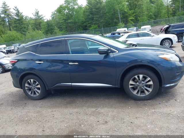 Nissan Murano S