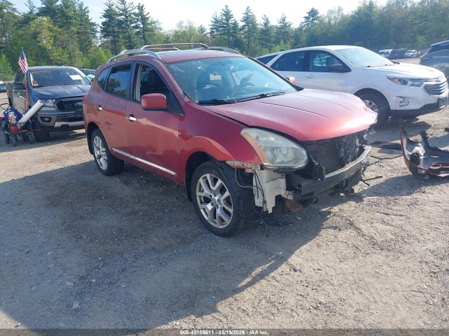 Salvage Nissan Rogue Image