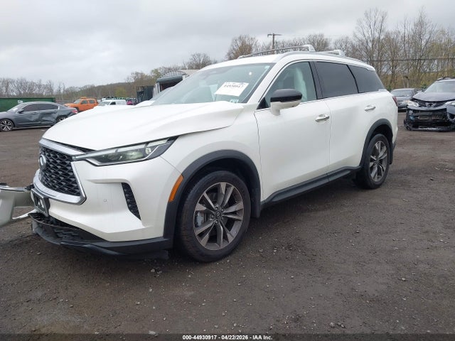 INFINITI Qx Luxe Awd