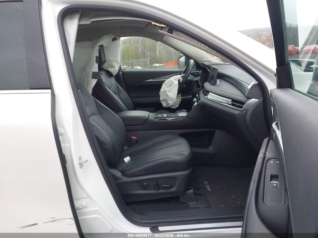 INFINITI Qx Luxe Awd