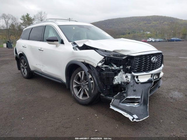 Salvage INFINITI Qx Image