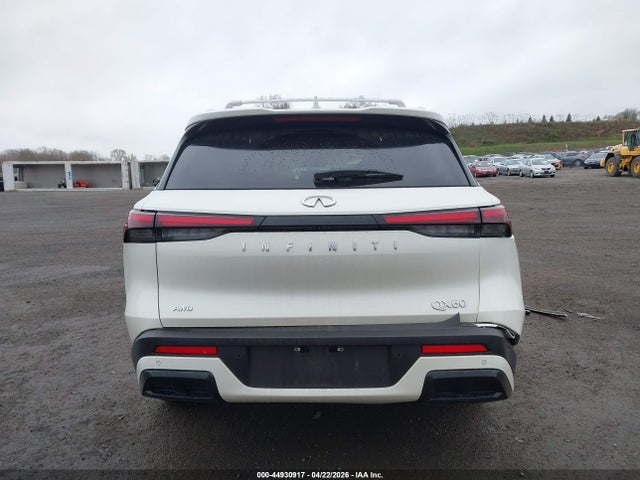 INFINITI Qx Luxe Awd