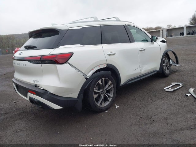 INFINITI Qx Luxe Awd