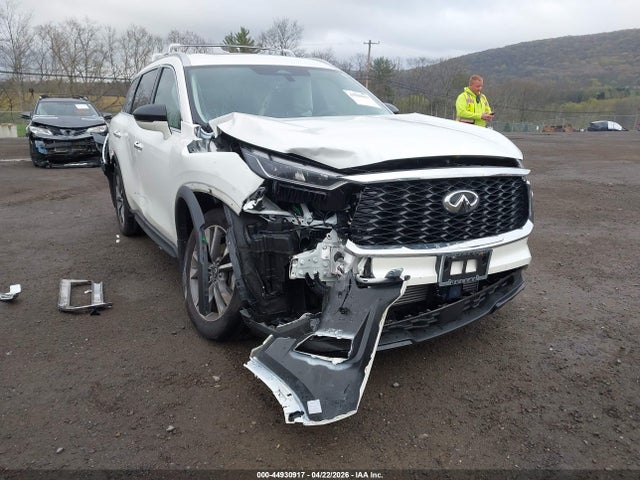 INFINITI Qx Luxe Awd
