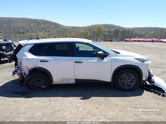 Nissan Rogue S Intelligent Awd