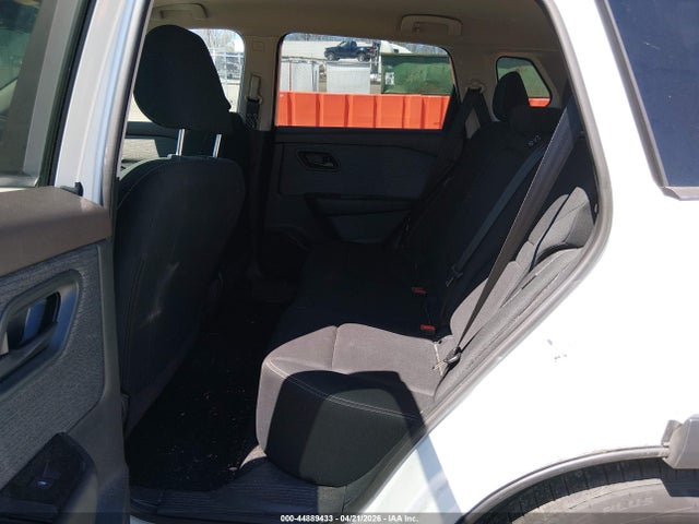 Nissan Rogue S Intelligent Awd