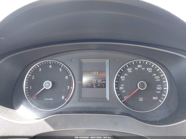 Volkswagen Jetta 1.8t Se