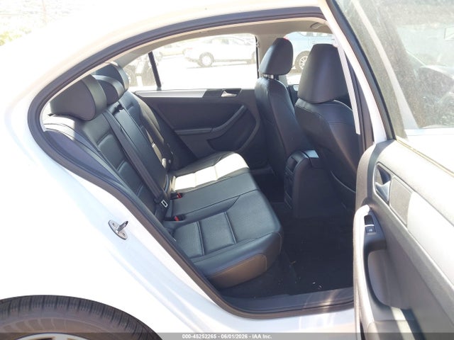 Volkswagen Jetta 1.8t Se