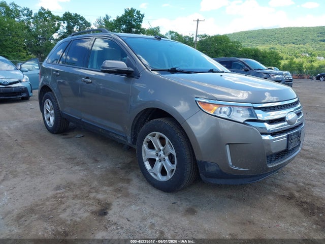 Salvage Ford Edge Image