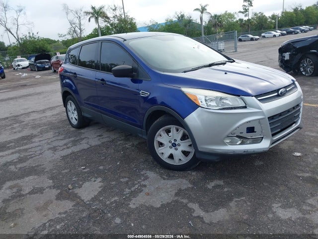 Salvage Ford Escape Image