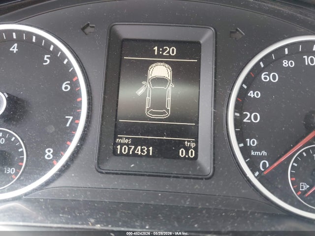 Volkswagen Tiguan S