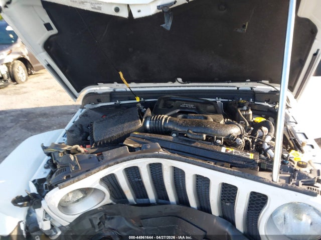 Jeep Wrangler Sahara 4x4