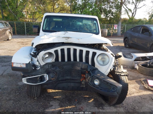 Jeep Wrangler Sahara 4x4