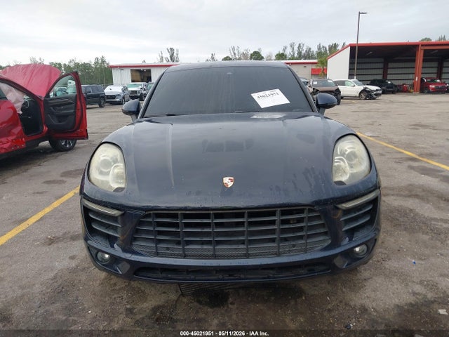 Porsche Macan S