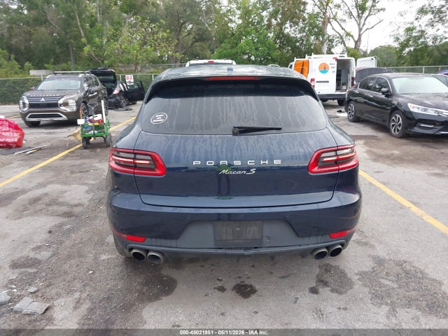 Porsche Macan S