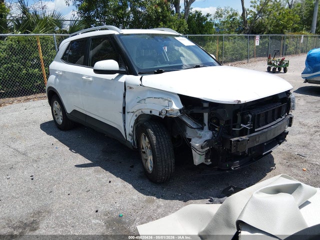 Salvage Hyundai VENUE Image