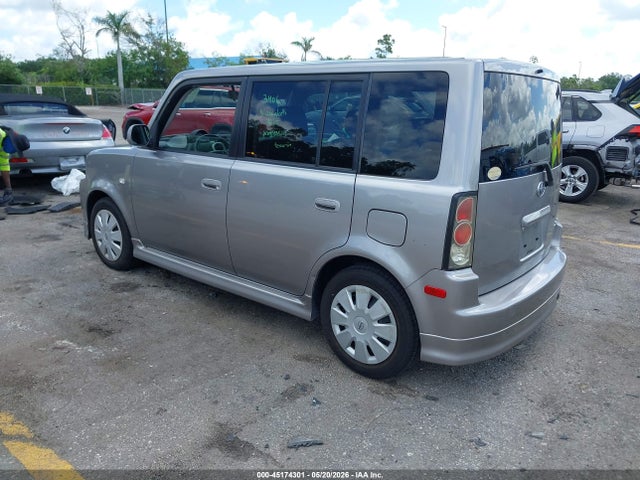 Scion xB