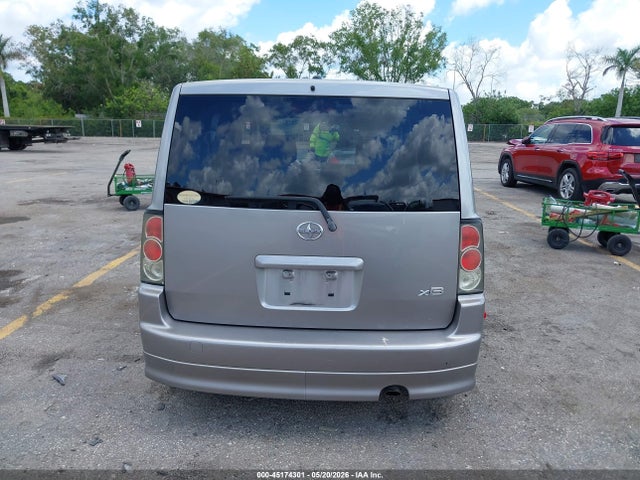 Scion xB