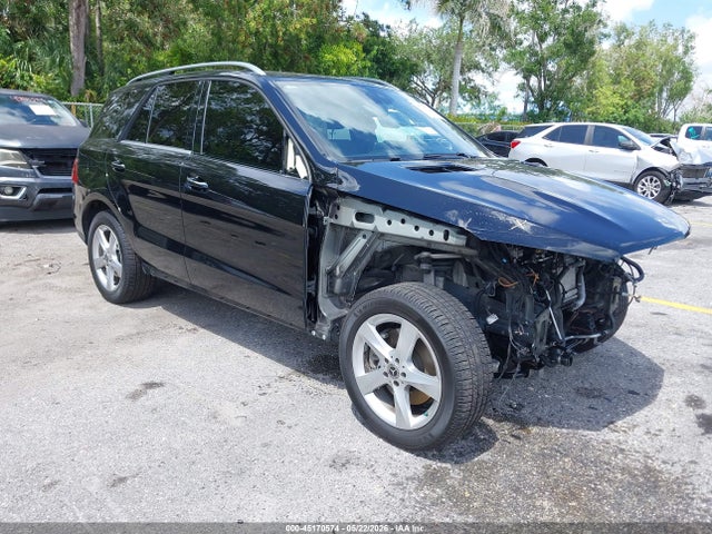 Salvage Mercedes-Benz GLE Image