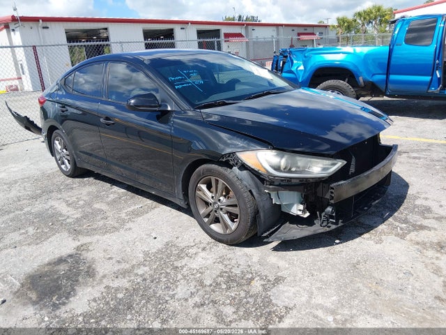 Salvage Hyundai ELANTRA Image