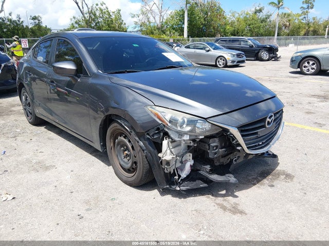 Salvage Mazda Mazda3 Image