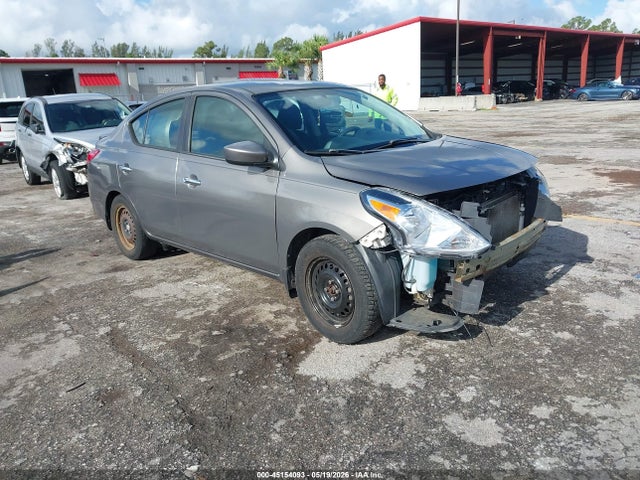 Salvage Nissan Versa Image