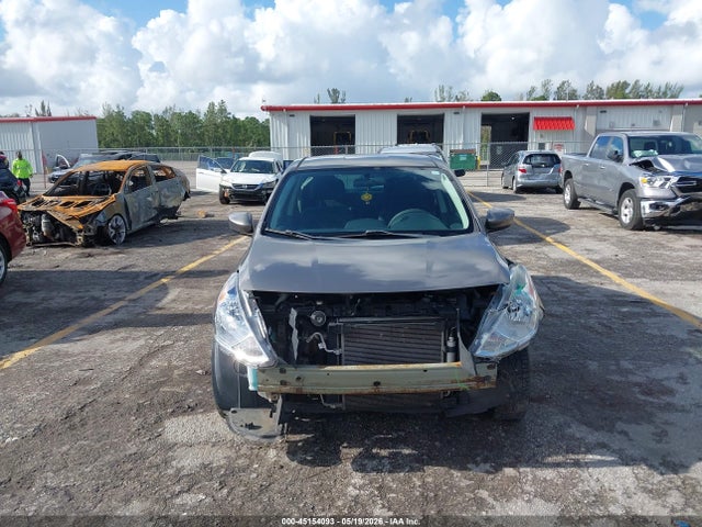 Nissan Versa 1.6 Sv