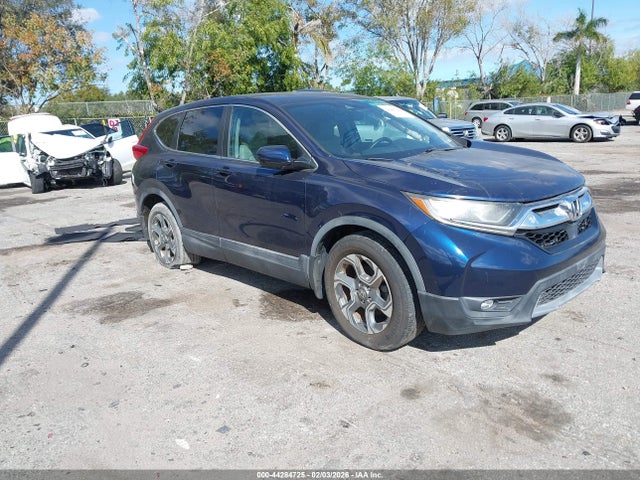 Salvage Honda CR-V Image