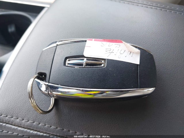 Lincoln MKZ Select