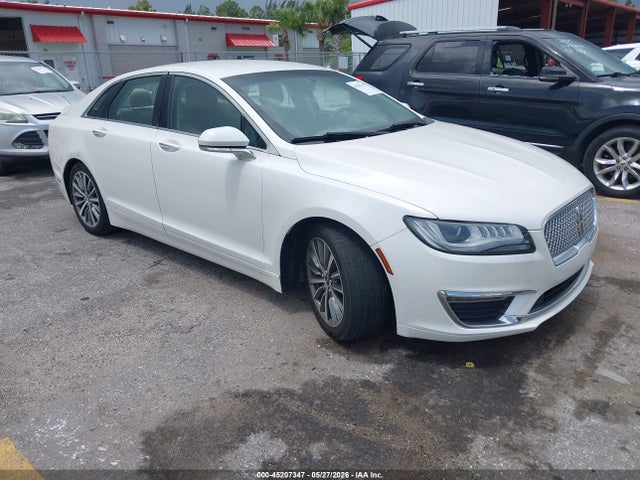 Salvage Lincoln MKZ Image