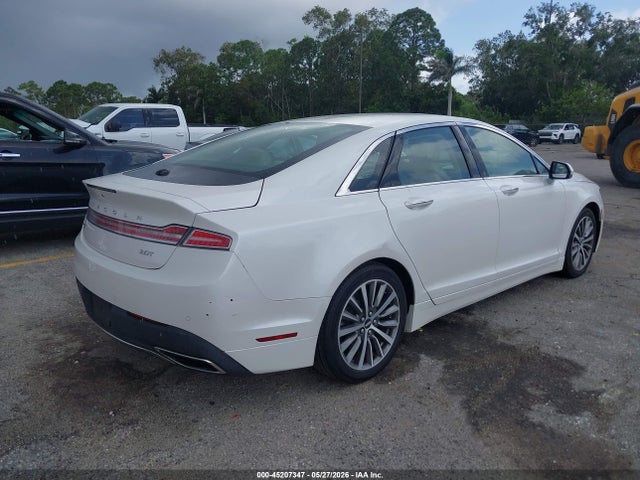 Lincoln MKZ Select