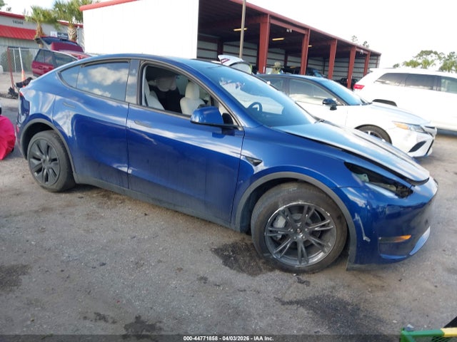 Salvage Tesla Model Y Image