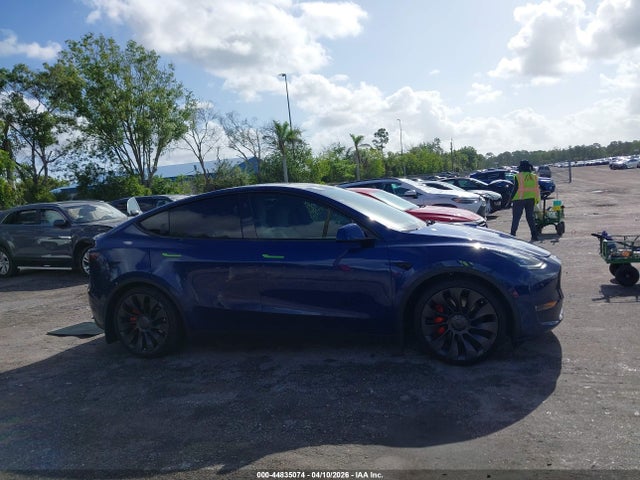 Tesla Model Y Performance Dual Motor All-wheel Drive