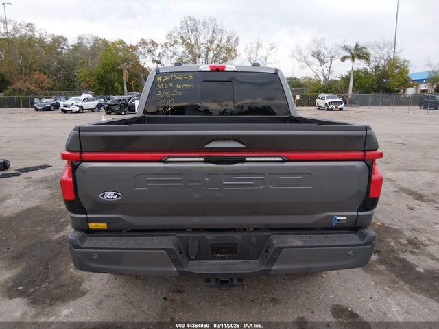 Ford F-150 Lariat
