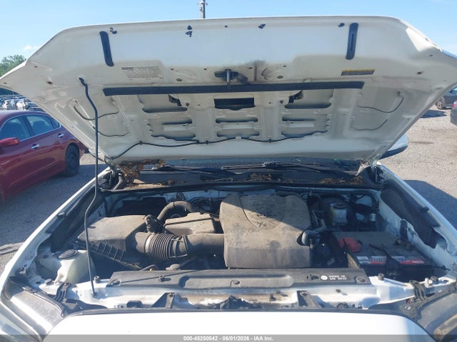 Toyota Tacoma Sr5 V6