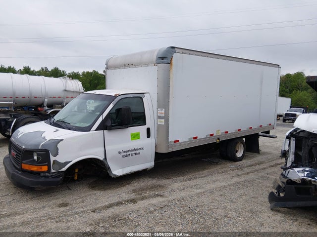 General Motors Savana Cutaway Work Van