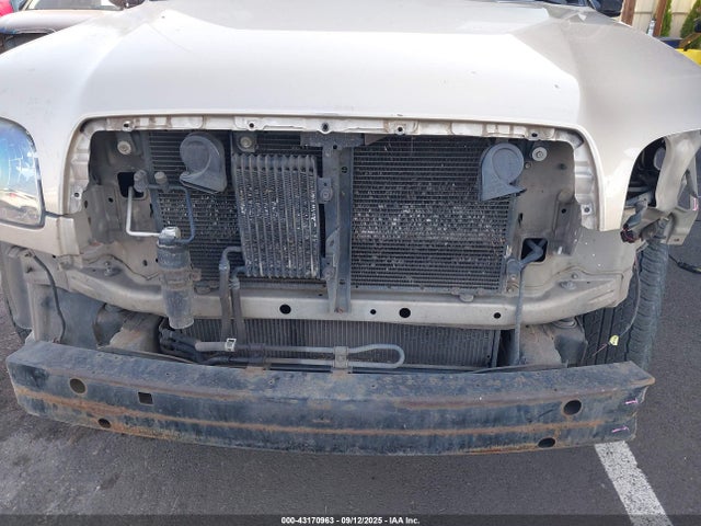 Toyota Tundra Sr5 V8