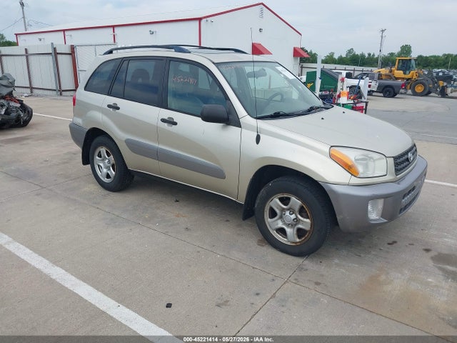 Salvage Toyota RAV4 Image