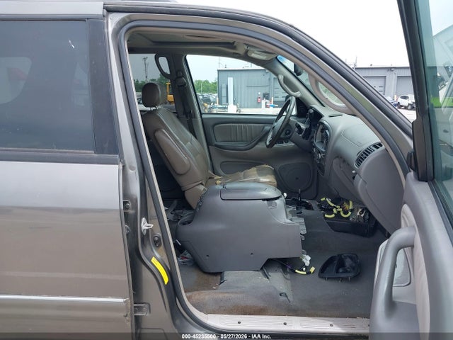 Toyota Sequoia Limited V8